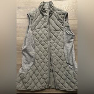 Adidas women’s vest size M